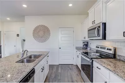 29 Moultrie Court, Hoschton, GA 30548 - Photo 11