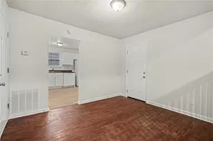 5571 Tunbridge Wells Rd, Lithonia, GA 30058 - Photo 7