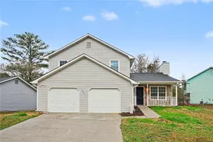 5571 Tunbridge Wells Rd, Lithonia, GA 30058 - Photo 1