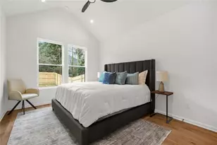 672 Commercial Ave NW, Atlanta, GA 30318 - Photo 15