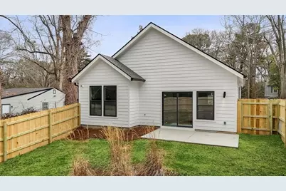 672 Commercial Avenue NW, Atlanta, GA 30318 - Photo 35