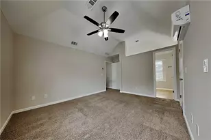 2940 Trotters Pointe Dr, Snellville, GA 30039 - Photo 9