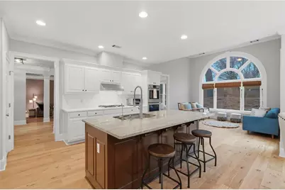 730 Hunting View Point., Atlanta, GA 30328 - Photo 3