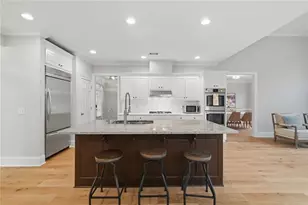 730 Hunting View Point, Atlanta, GA 30328 - Photo 19