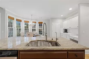 730 Hunting View Point, Atlanta, GA 30328 - Photo 17