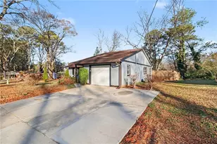 2057 Bixler Cir, Decatur, GA 30032 - Photo 3