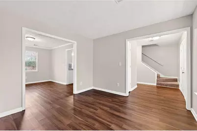 979 Oakwood Chase Circle, Stone Mountain, GA 30083 - Photo 5