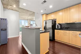 3324 Peachtree Rd NE, Atlanta, GA 30326 - Photo 11