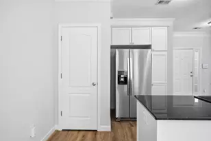 1287 Harris Commons Pl, Roswell, GA 30076 - Photo 9