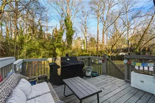 2323 Venetian Dr SW, Atlanta, GA 30311 - Photo 17