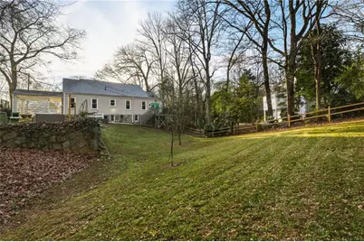 2323 Venetian Drive SW, Atlanta, GA 30311 - Photo 19