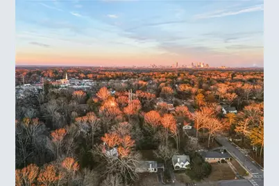 2323 Venetian Drive SW, Atlanta, GA 30311 - Photo 21