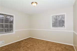 8951 Cornell Dr, Jonesboro, GA 30238 - Photo 11