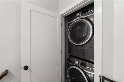 1712 Edgehill Manor NE, Atlanta, GA 30317 - Photo 21