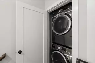 1712 Edgehill Manor NE, Atlanta, GA 30317 - Photo 21