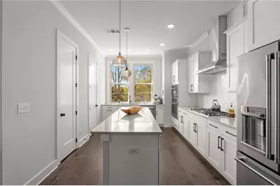 1712 Edgehill Manor NE, Atlanta, GA 30317 - Photo 7