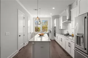 1712 Edgehill Manor NE, Atlanta, GA 30317 - Photo 7