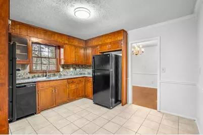 1800 Enid Drive, Lithonia, GA 30058 - Photo 9