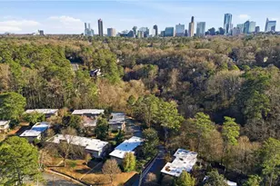 285 Lakemoore Dr NE, Atlanta, GA 30342 - Photo 23