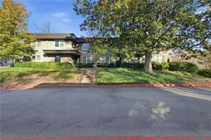 285 Lakemoore Dr NE, Atlanta, GA 30342 - Photo 21