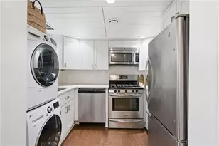 285 Lakemoore Dr NE, Atlanta, GA 30342 - Photo 11