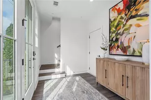 1842 Gotham Ln NE, Atlanta, GA 30324 - Photo 5