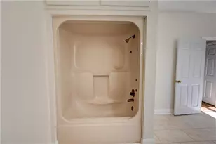 636 Tucker Hollow Rd SE, Calhoun, GA 30701 - Photo 33