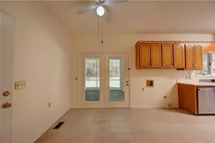 636 Tucker Hollow Rd SE, Calhoun, GA 30701 - Photo 15