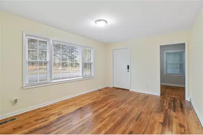 681 Toliver Street NE, Marietta, GA 30060 - Photo 5