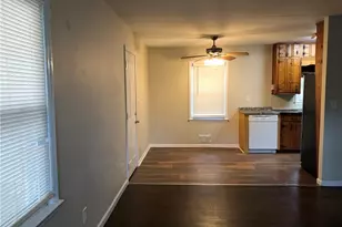 1048 Mantissa St NW, Atlanta, GA 30318 - Photo 3