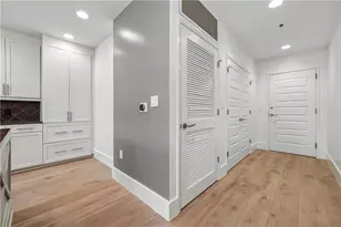 1080 Peachtree St, Atlanta, GA 30319 - Photo 3