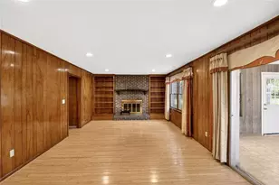 5657 Bob White Cir NW, Lilburn, GA 30047 - Photo 11