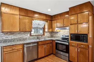 5657 Bob White Cir NW, Lilburn, GA 30047 - Photo 9