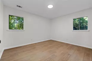 205 Pine St, Barnesville, GA 30204 - Photo 23