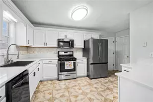 375 Twin Brook Way, Lawrenceville, GA 30043 - Photo 7