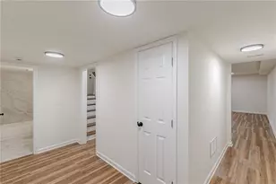 422 Susan Creek Dr, Stone Mountain, GA 30083 - Photo 39