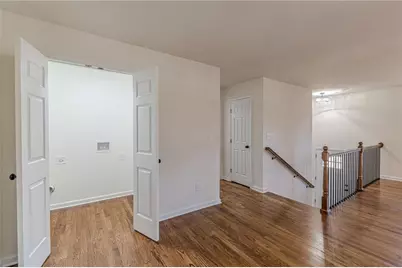 422 Susan Creek Drive, Stone Mountain, GA 30083 - Photo 19