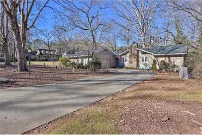 1474 Lakeshore Circle, Gainesville, GA 30501 - Photo 1
