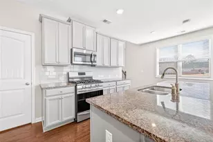 2405 Boxwalking Ct, Cumming, GA 30040 - Photo 13