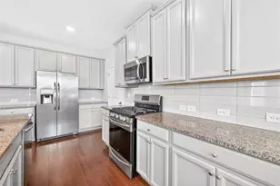 2405 Boxwalking Ct, Cumming, GA 30040 - Photo 11