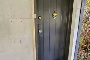 362 Old Ivy Rd NE, Atlanta, GA 30342 - Photo 9