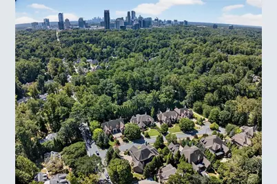 840 Camden Park Court NE, Atlanta, GA 30342 - Photo 77