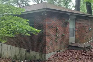 2980 Wanda Cir SW, Atlanta, GA 30315 - Photo 5