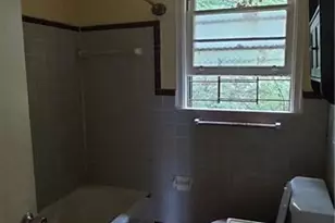 2980 Wanda Cir SW, Atlanta, GA 30315 - Photo 9