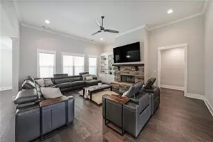 485 Discovery Lake Dr, Fayetteville, GA 30215 - Photo 9