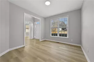 137 Towne Park Dr, Lawrenceville, GA 30044 - Photo 5