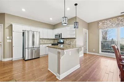 1565 Victoria Walk, Cumming, GA 30041 - Photo 9