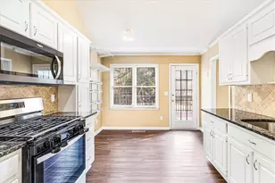 7810 Wynfield Cir, Cumming, GA 30040 - Photo 15