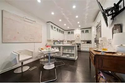 2525 Peachtree Road NE #25, Atlanta, GA 30305 - Photo 17