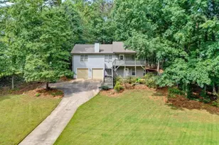 8635 Sapphire Ln, Gainesville, GA 30506 - Photo 3